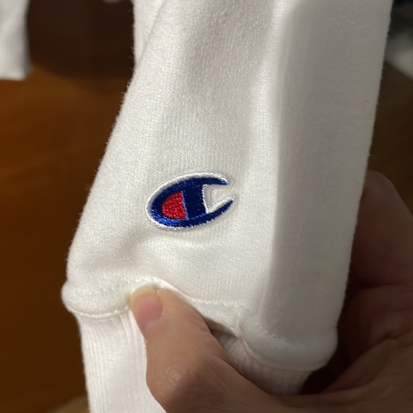 NWOT Champion - Picture 6 of 7